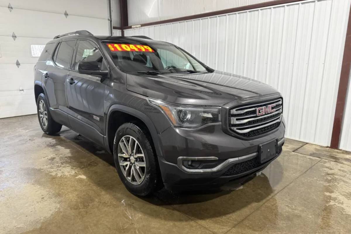 Used 2017 GMC Acadia in Butler, OH